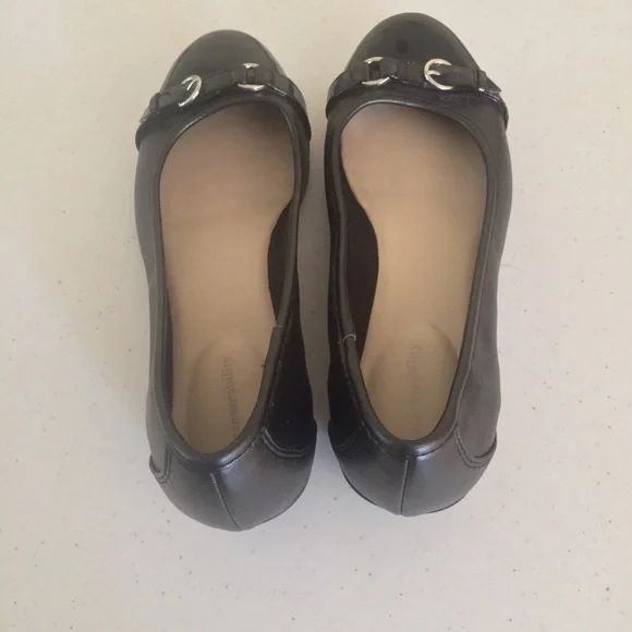 Solesenseability Black Patent Cap Ballet Flats 6 - Picture 4 of 16
